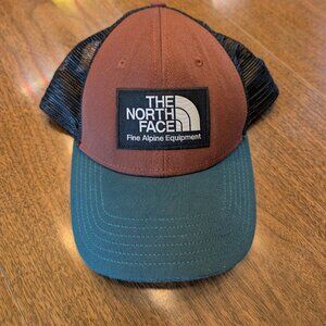 The North Face Trucker Hat